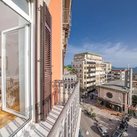 Appartamento Casa Incantevole, Elegante, Panoramica,